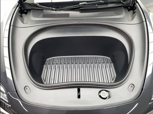 Used 2025 Tesla Model 3 RWD image 18