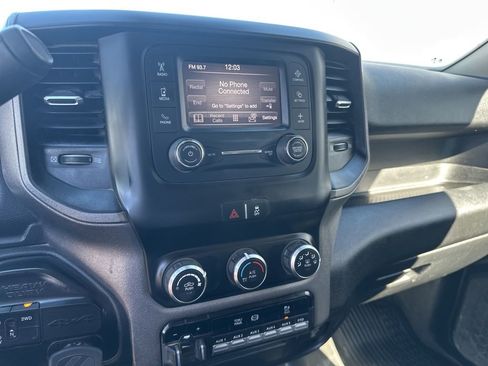 Used 2020 RAM 5500 Tradesman w/ Safety Group image 15