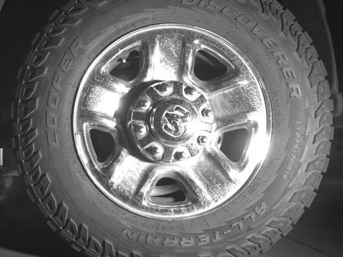 Used 2025 RAM 3500 Tradesman w/ Chrome Appearance Group AWD/4WD image 9