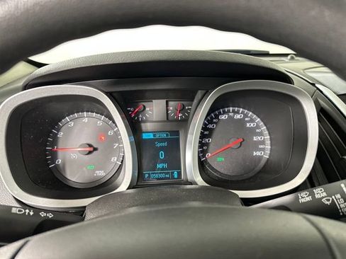 Used 2017 Chevrolet Equinox LS image 17