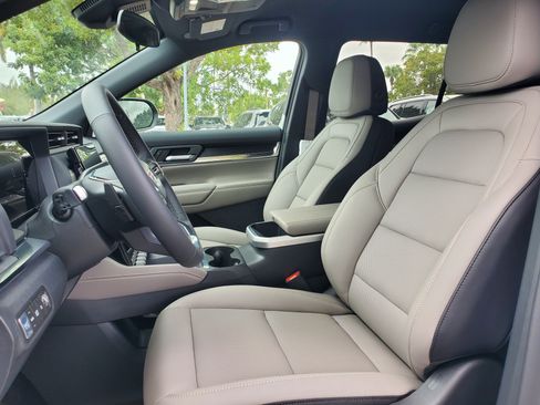 New 2026 GMC Terrain Elevation w/ Elevation Premium Package image 7