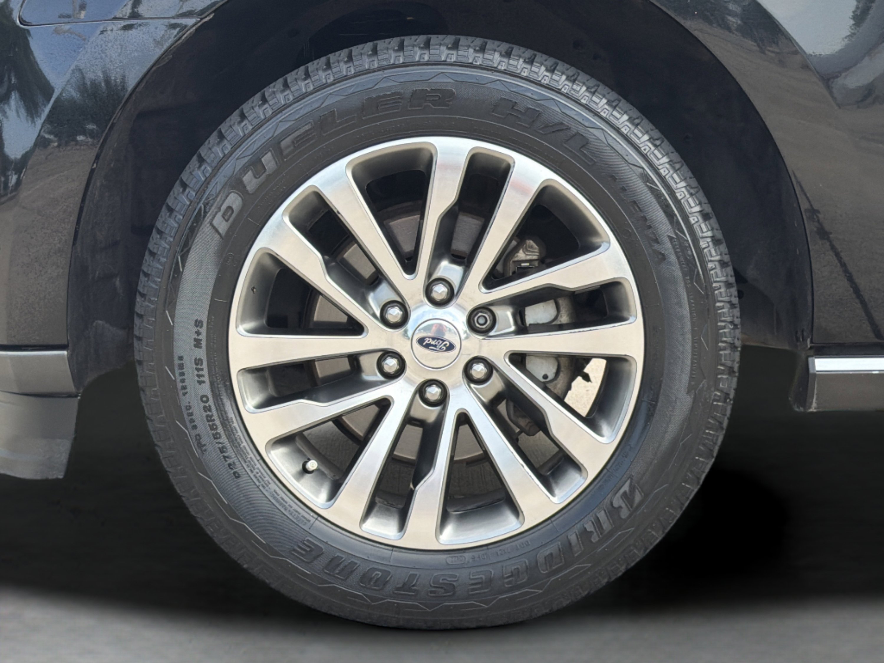 Used 2018 Ford Expedition Limited w/ Equipment Group 301A RWD image 12