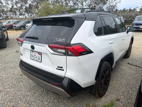 Used 2023 Toyota RAV4 XSE AWD/4WD image 6