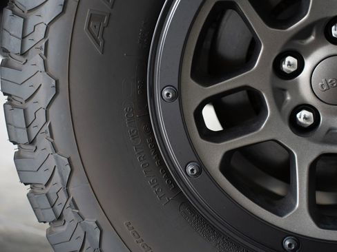 Used 2023 Jeep Wrangler Unlimited Rubicon 392 AWD/4WD image 87