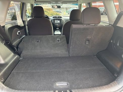 Used 2019 Kia Soul Base w/ Option Group 020 image 36