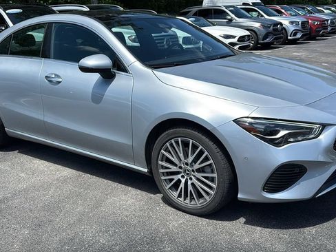 Used 2025 Mercedes-Benz CLA 250 image 2