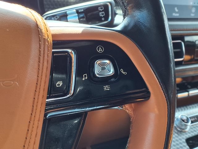 Certified 2023 Lincoln Aviator Black Label w/ Dynamic Handling Package AWD/4WD image 18