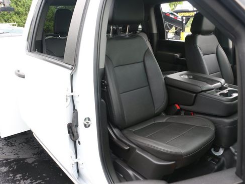 Used 2023 GMC Sierra 3500 Pro w/ Convenience Package AWD/4WD image 33