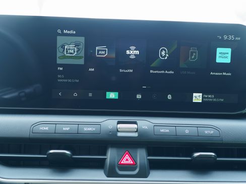 Used 2025 Kia K4 FWD image 25
