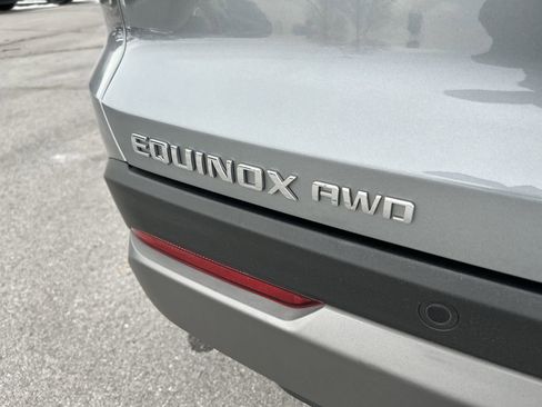 Used 2025 Chevrolet Equinox LT image 10