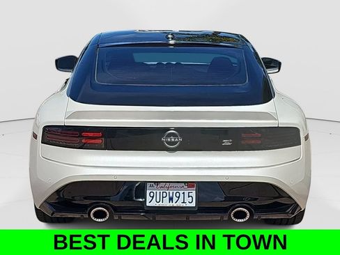 Used 2025 Nissan Z Performance w/ Floor Mat Package RWD image 4