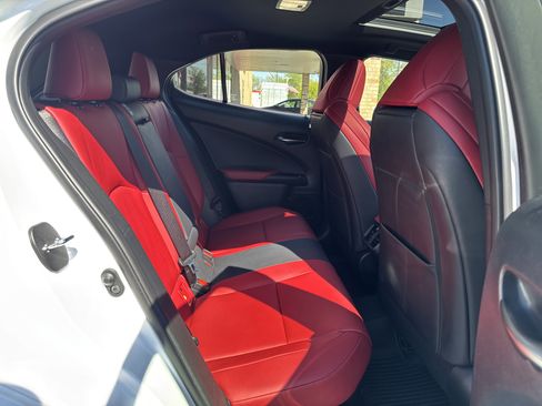 Used 2022 Lexus UX 250h F Sport w/ F Sport Premium Package AWD/4WD image 35