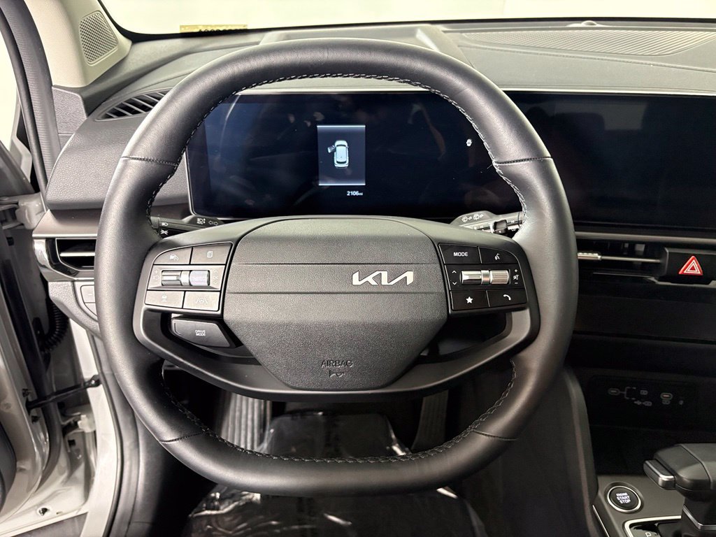 Used 2026 Kia Sportage EX w/ EX Panorama Roof Package FWD image 23