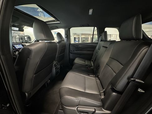 Used 2023 Honda Passport EX-L image 23