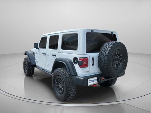 Used 2022 Jeep Wrangler Unlimited Sport image 2