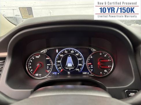 Used 2023 GMC Acadia Denali image 18