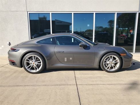 Certified 2021 Porsche 911 Carrera image 10