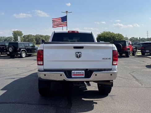 Used 2017 RAM 3500 Tradesman w/ Chrome Appearance Group AWD/4WD image 6