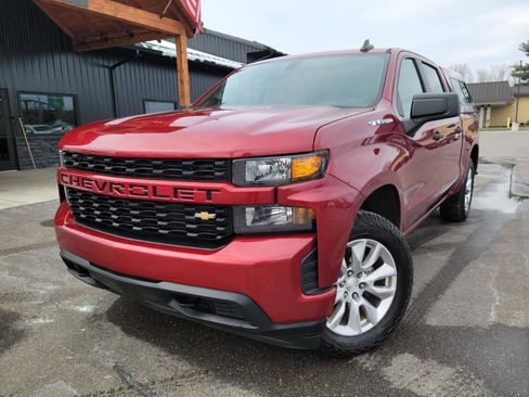 Used 2019 Chevrolet Silverado 1500 Custom w/ Custom Value Package image 1