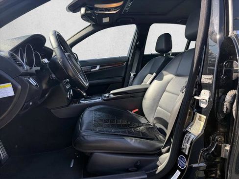 Used 2013 Mercedes-Benz C 250 Sedan image 10