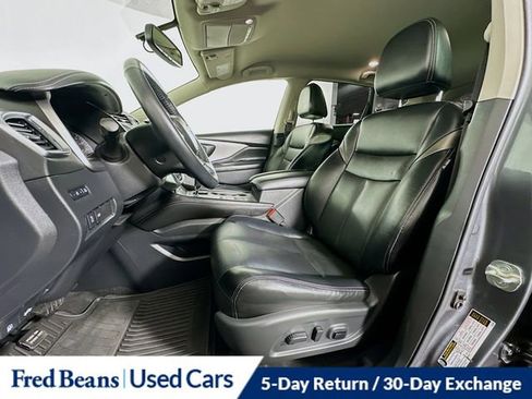 Used 2019 Nissan Murano SL image 16