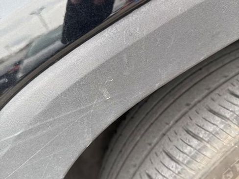 Used 2023 GMC Terrain SLT w/ Elevation Edition image 24