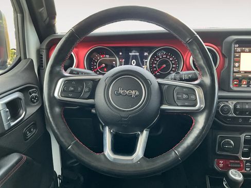 Used 2021 Jeep Wrangler Unlimited Rubicon AWD/4WD image 13