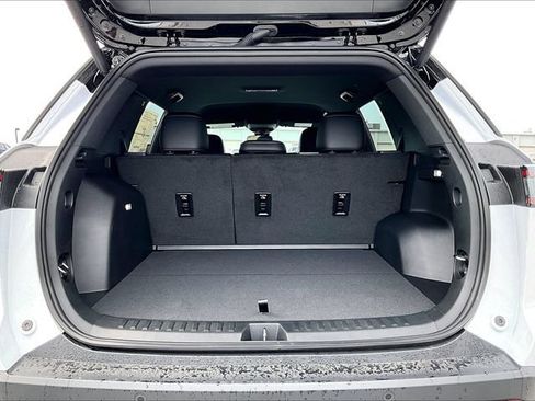 New 2027 Chevrolet Equinox RS FWD image 15