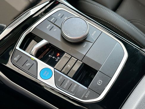 Certified 2023 BMW i4 eDrive35 RWD image 17