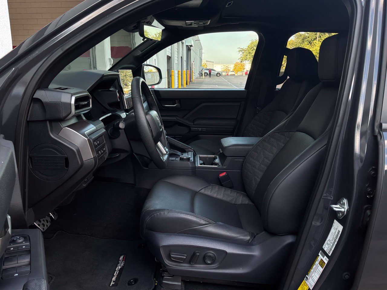 Used 2024 Toyota Tacoma TRD Sport w/ TRD Sport Premium Package RWD image 14