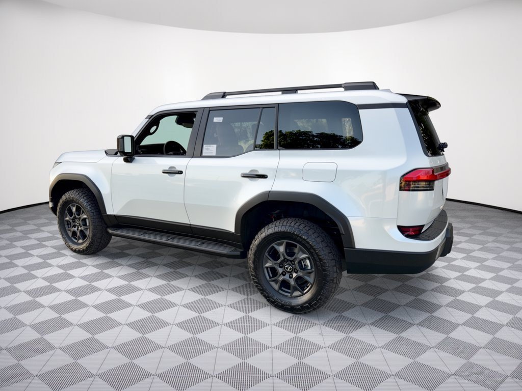New 2026 Lexus GX 550 AWD/4WD image 3