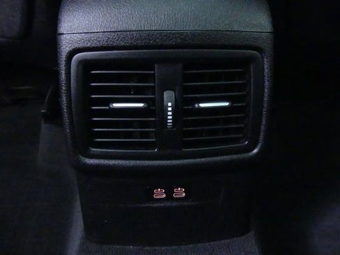 Used 2019 BMW X1 xDrive28i w/ Convenience Package image 23