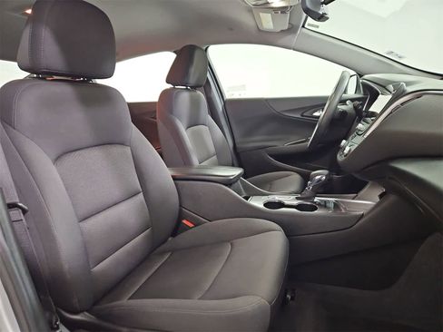 Used 2022 Chevrolet Malibu LT image 21