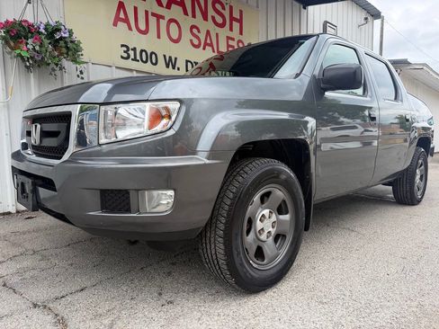 Used 2010 Honda Ridgeline RT image 9
