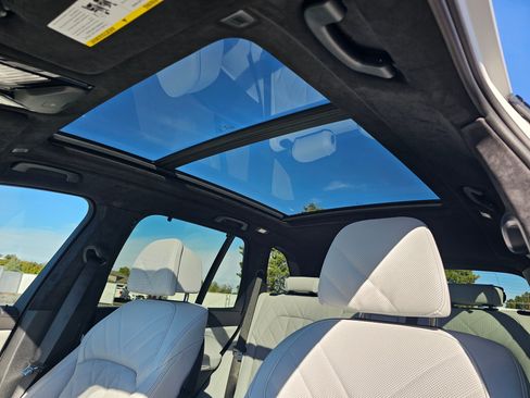 New 2026 BMW X5 xDrive40i w/ M Sport Package image 28