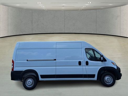 New 2026 RAM ProMaster 2500 w/ Convenience Group image 4