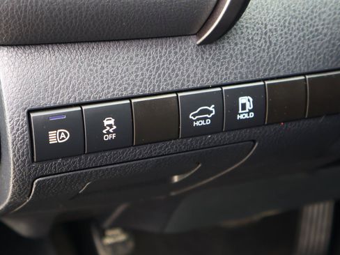 Used 2024 Toyota Camry SE FWD image 21