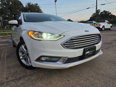 Used 2018 Ford Fusion SE image 56