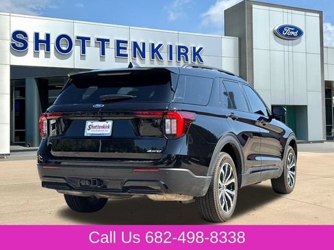 Used 2025 Ford Explorer ST-Line AWD/4WD image 8