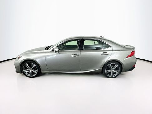Used 2017 Lexus IS 200t w/ Premium Package RWD image 4
