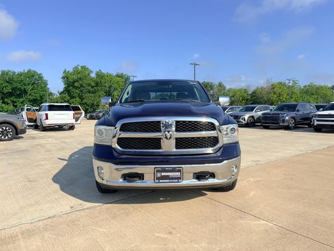 Used 2015 RAM 1500 Laramie w/ Convenience Group AWD/4WD image 2