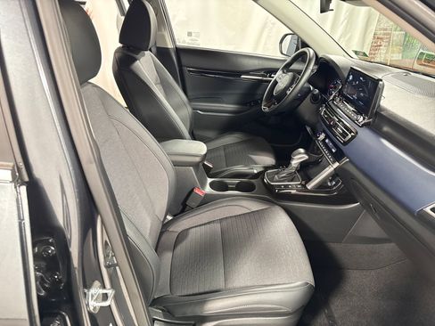 Certified 2023 Kia Seltos S w/ Navigation Package AWD/4WD image 29
