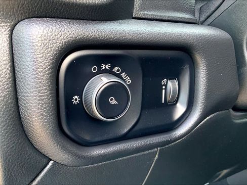 Used 2024 RAM 3500 Tradesman w/ Towing Technology Group image 31