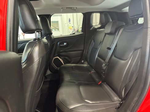 Used 2017 Jeep Renegade Limited AWD/4WD image 25