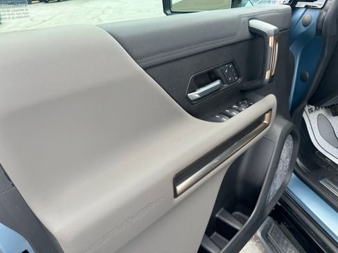Used 2024 GMC Hummer EV 3X w/ Omega Edition AWD/4WD image 15