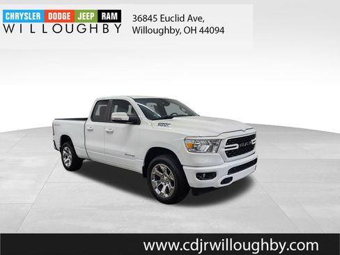 Used 2022 RAM 1500 Big Horn AWD/4WD image 3