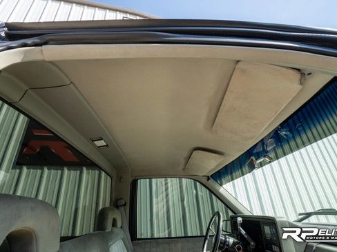 Used 1994 Chevrolet Silverado 1500 2WD Regular Cab image 88