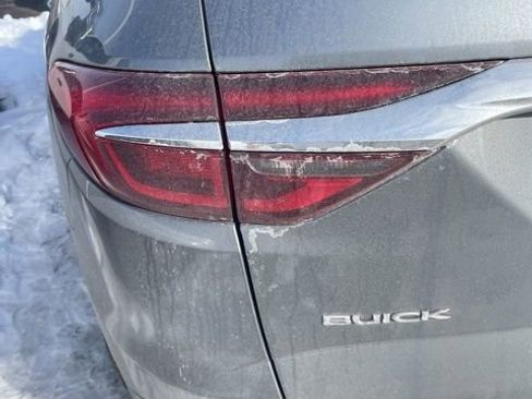 Used 2018 Buick Enclave Premium w/ Experience Buick Package image 5