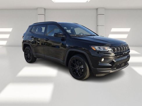 New 2026 Jeep Compass Latitude image 7