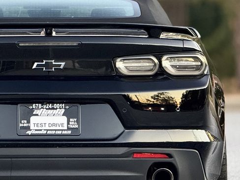 Used 2019 Chevrolet Camaro SS image 16